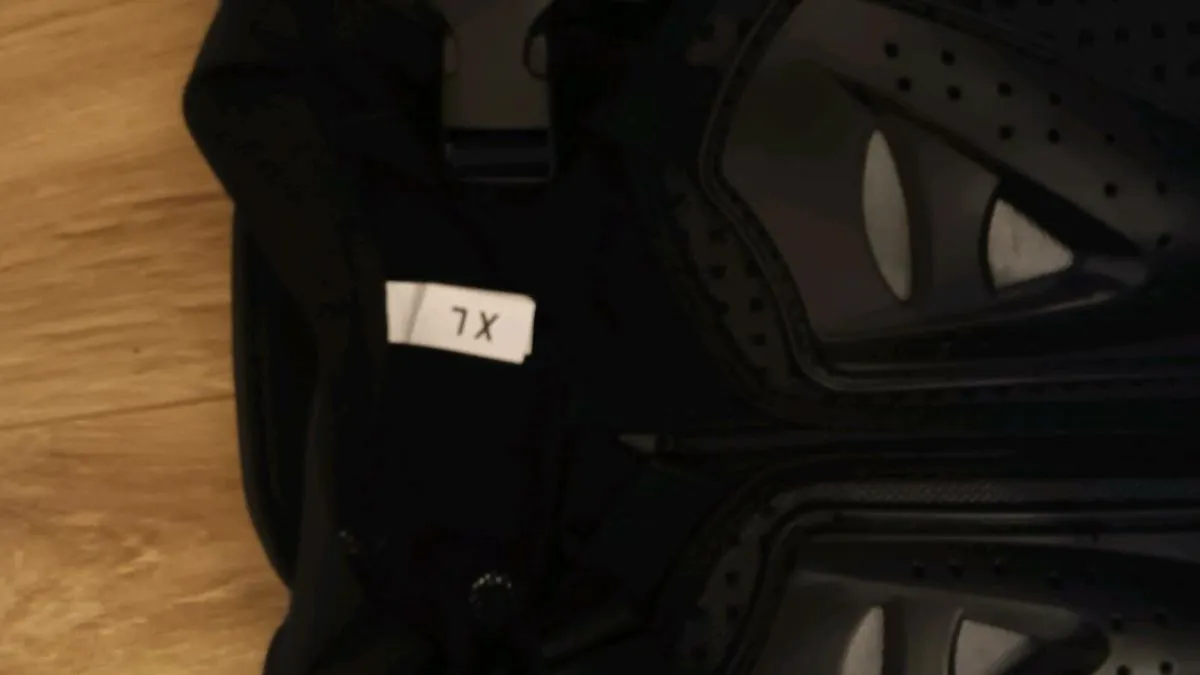 Motorbike chest protector - Image 3