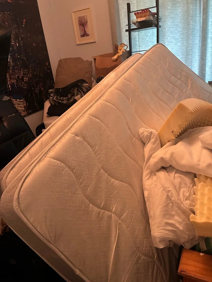 2 single mattresses