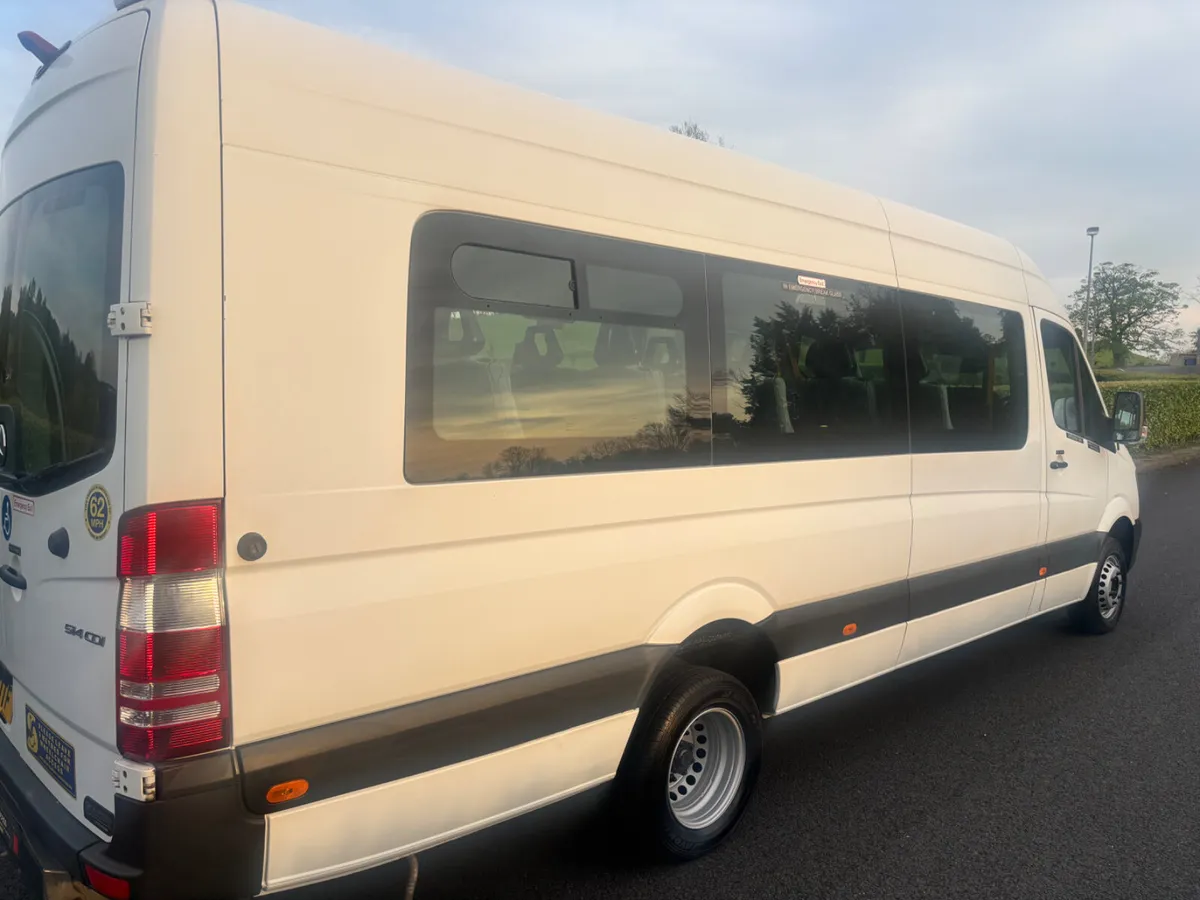 2018 MERCEDES SPRINTER MINIBUS WHEELCHAIR LIFT - Image 4
