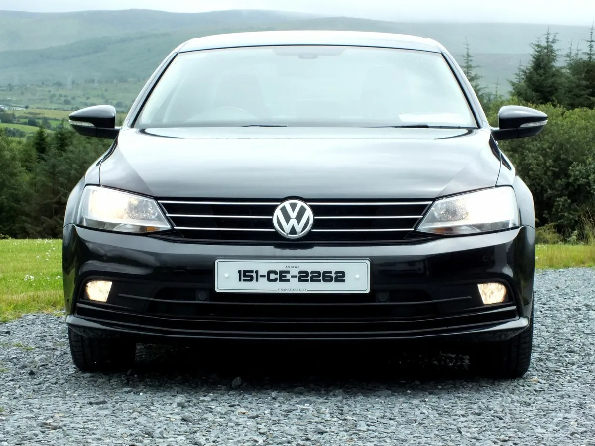 2015 Volkswagen Jetta 2.0Tdi Highline - Image 4