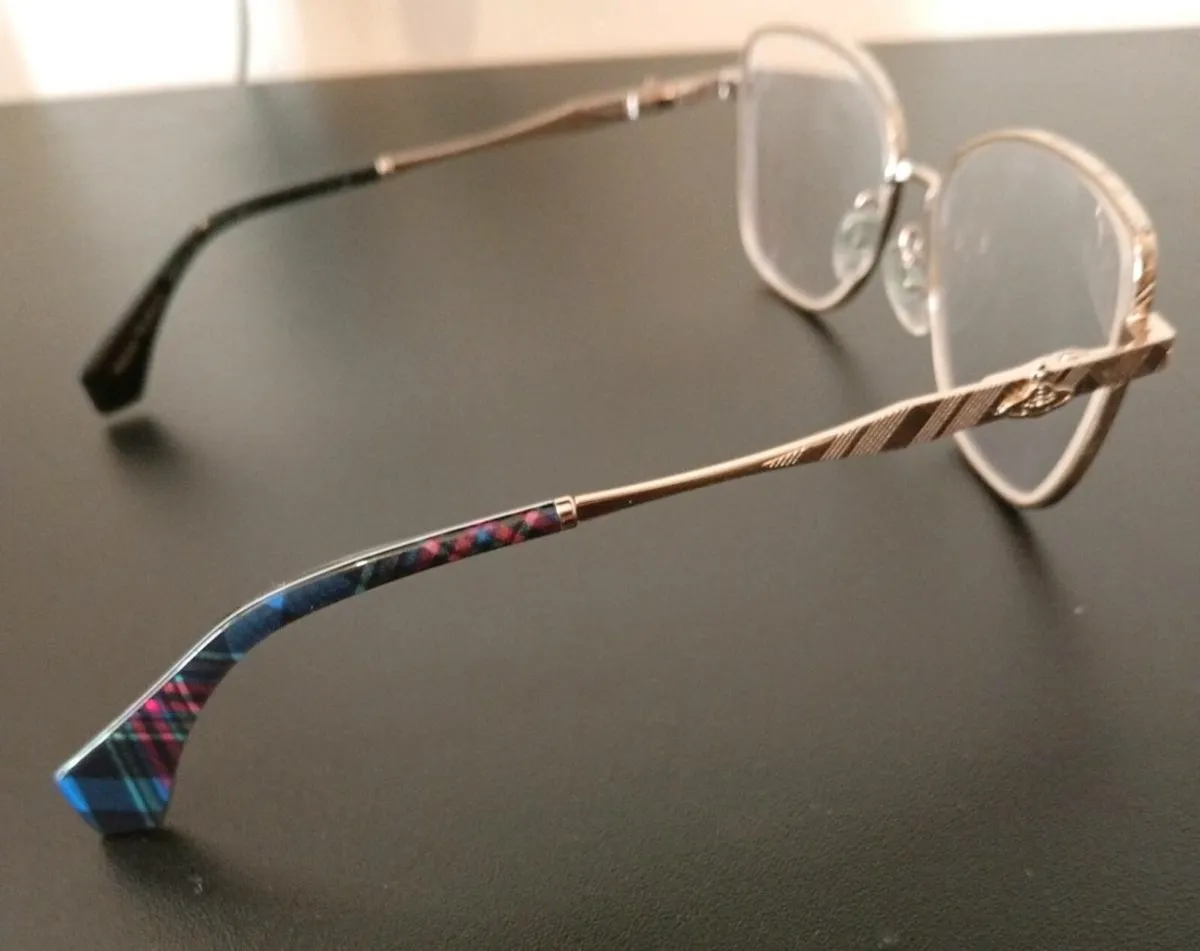 Vivienne Westwood 14 glasses - Image 1