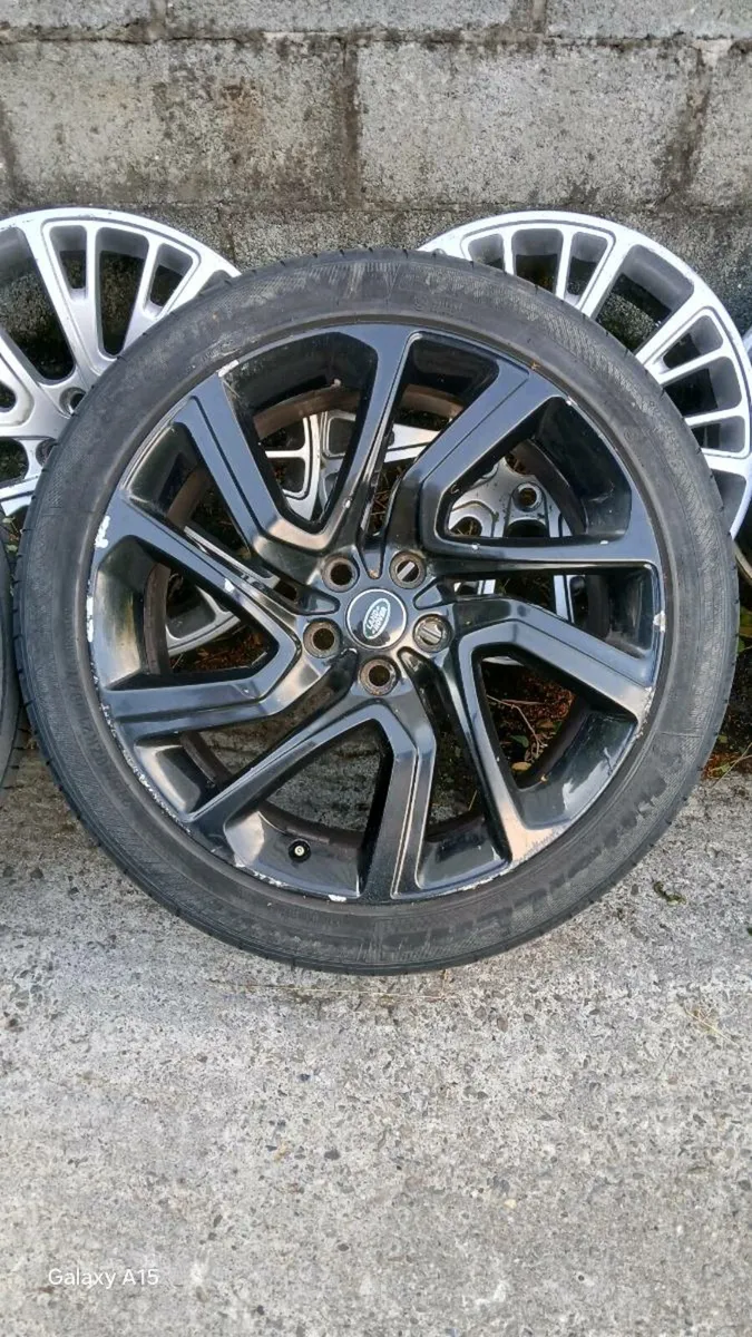 Range rover  Discovery alloys - Image 2