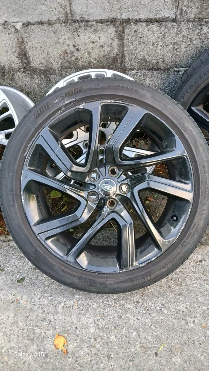Range rover  Discovery alloys - Image 3