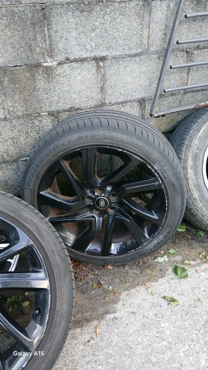 Range rover  Discovery alloys - Image 4