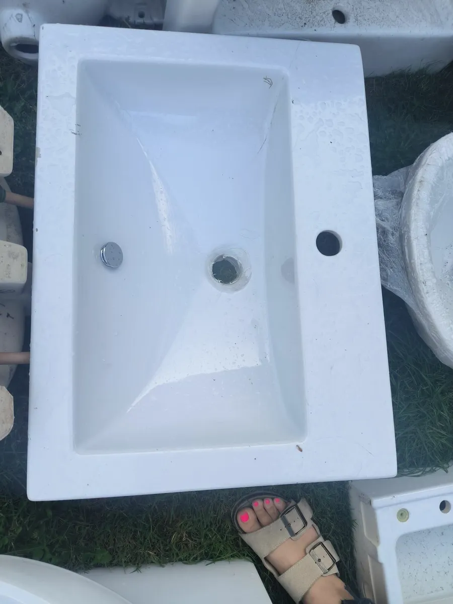 Sink - Image 3