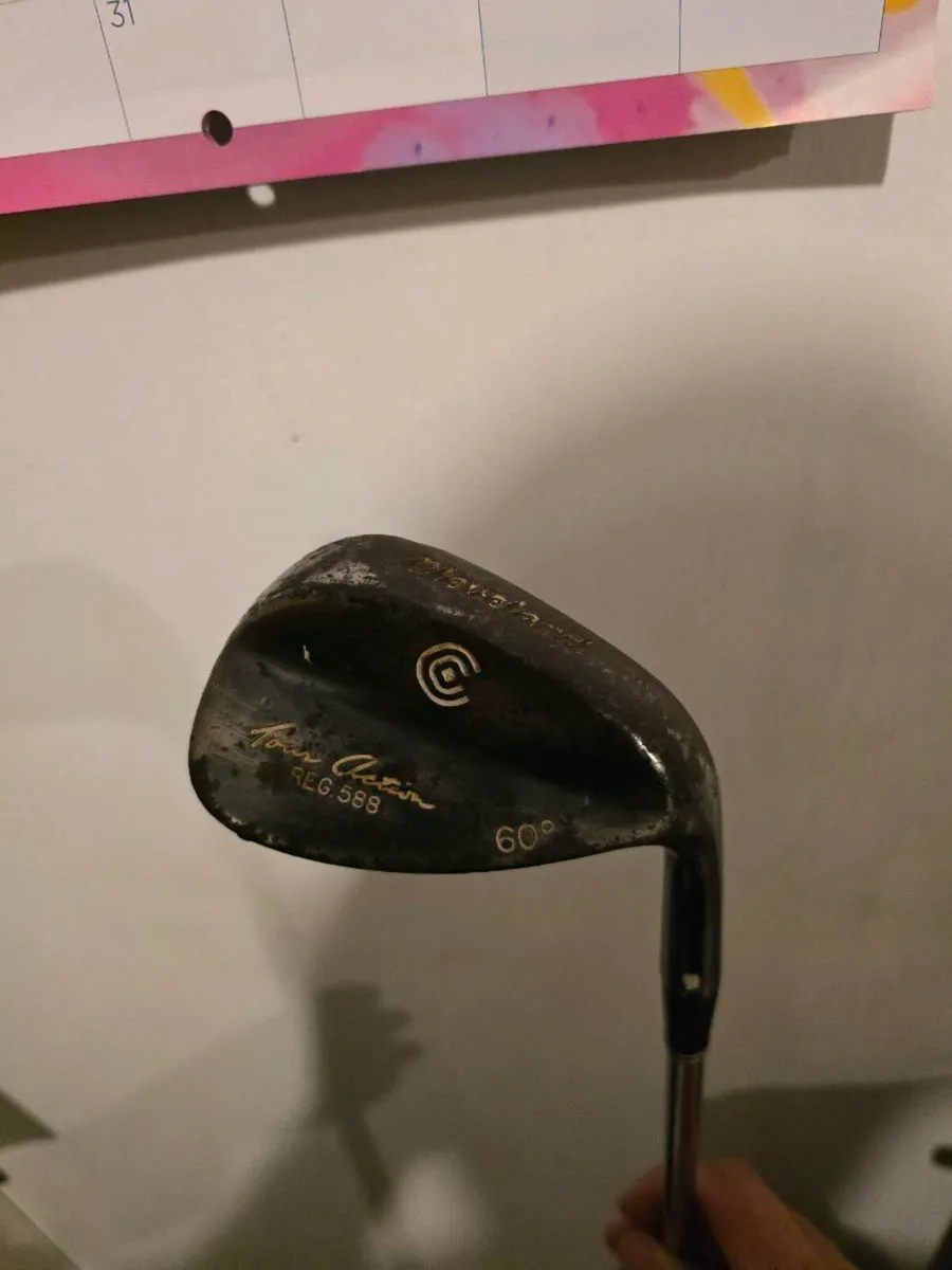 Cleveland wedge 60 degree - Image 1