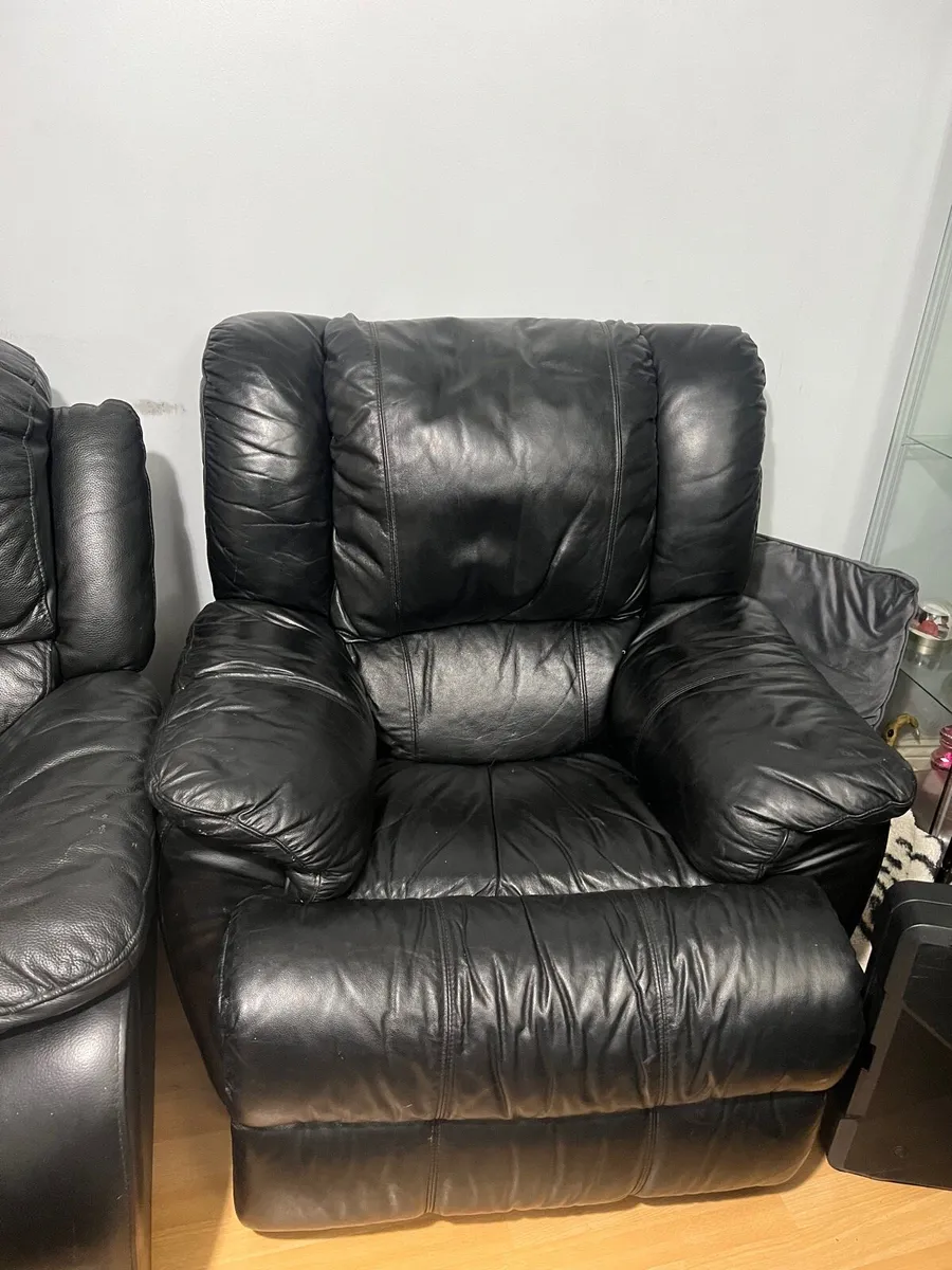 Leather sofa set - Image 2