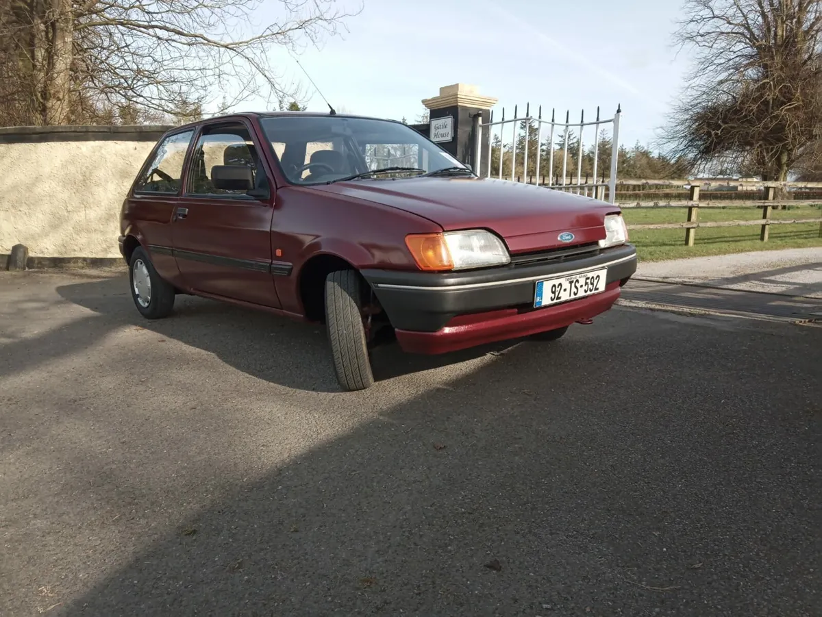 Vintage Fiesta 1.1 1992 - Image 1