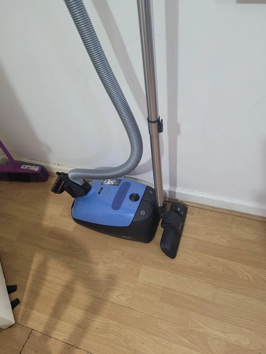 Hover - Image 3