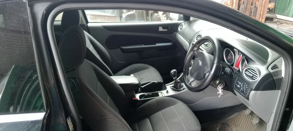 Ford Focus 2009 - Image 3