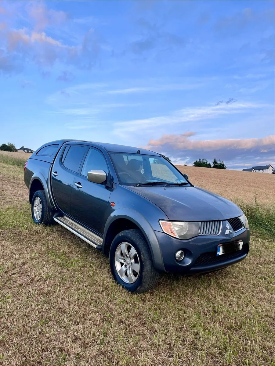 Mitsubishi L200 - Image 1