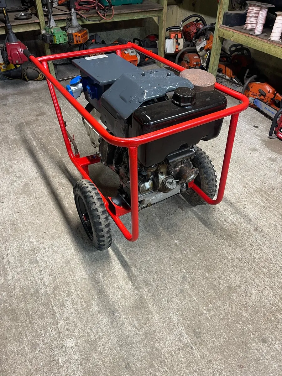 Lister diesel generator - Image 1