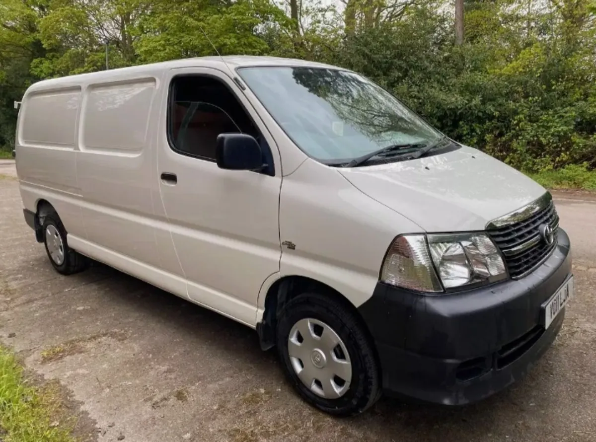I buy all toyota hiace vans - Image 2