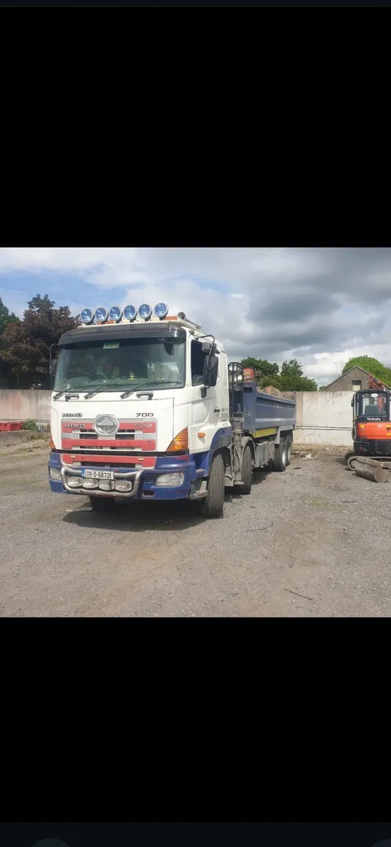 Grab truck