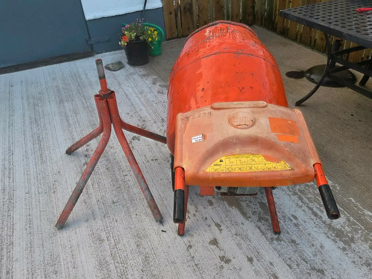 Cement Mixer - Image 1