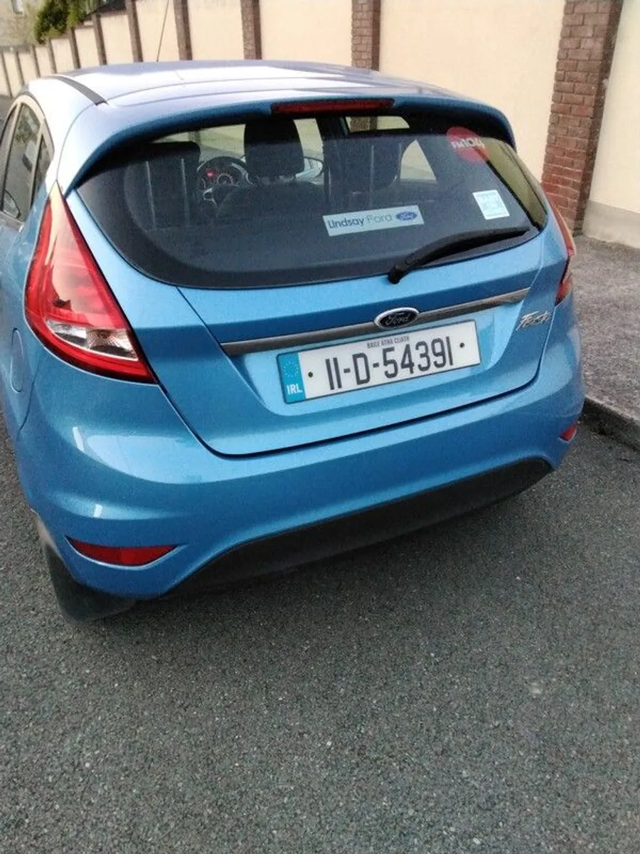 car - Image 2