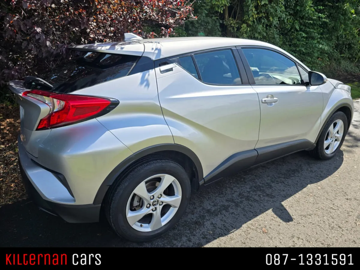 Toyota C-HR 1.2T LUNA 4DR - Image 4
