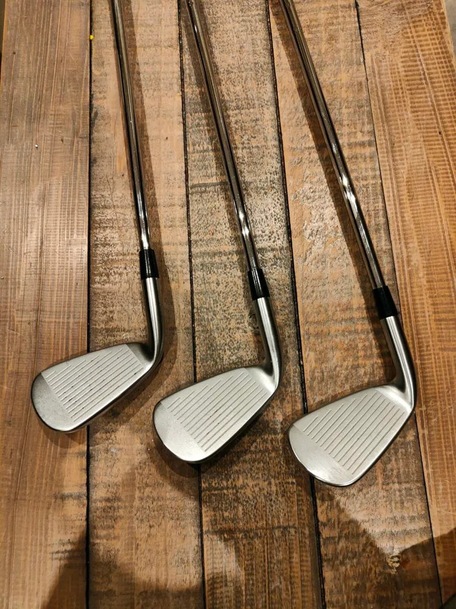 Mizuno jpx Hot Metal irons - Image 3