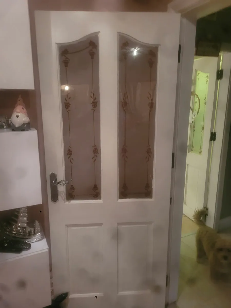 Internal doors - Image 1