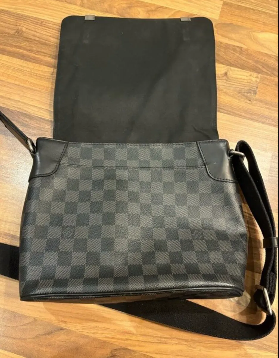 Louis Vuitton Manbag - Image 1