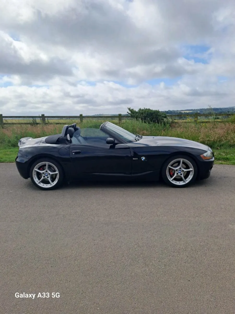 BMW Z4 3.0i (rare) ON HOLD - Image 3