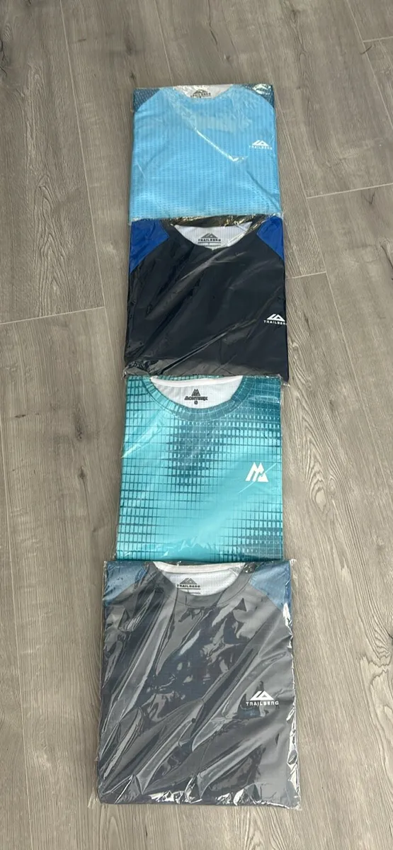 Men’s Top & Shorts - Image 2