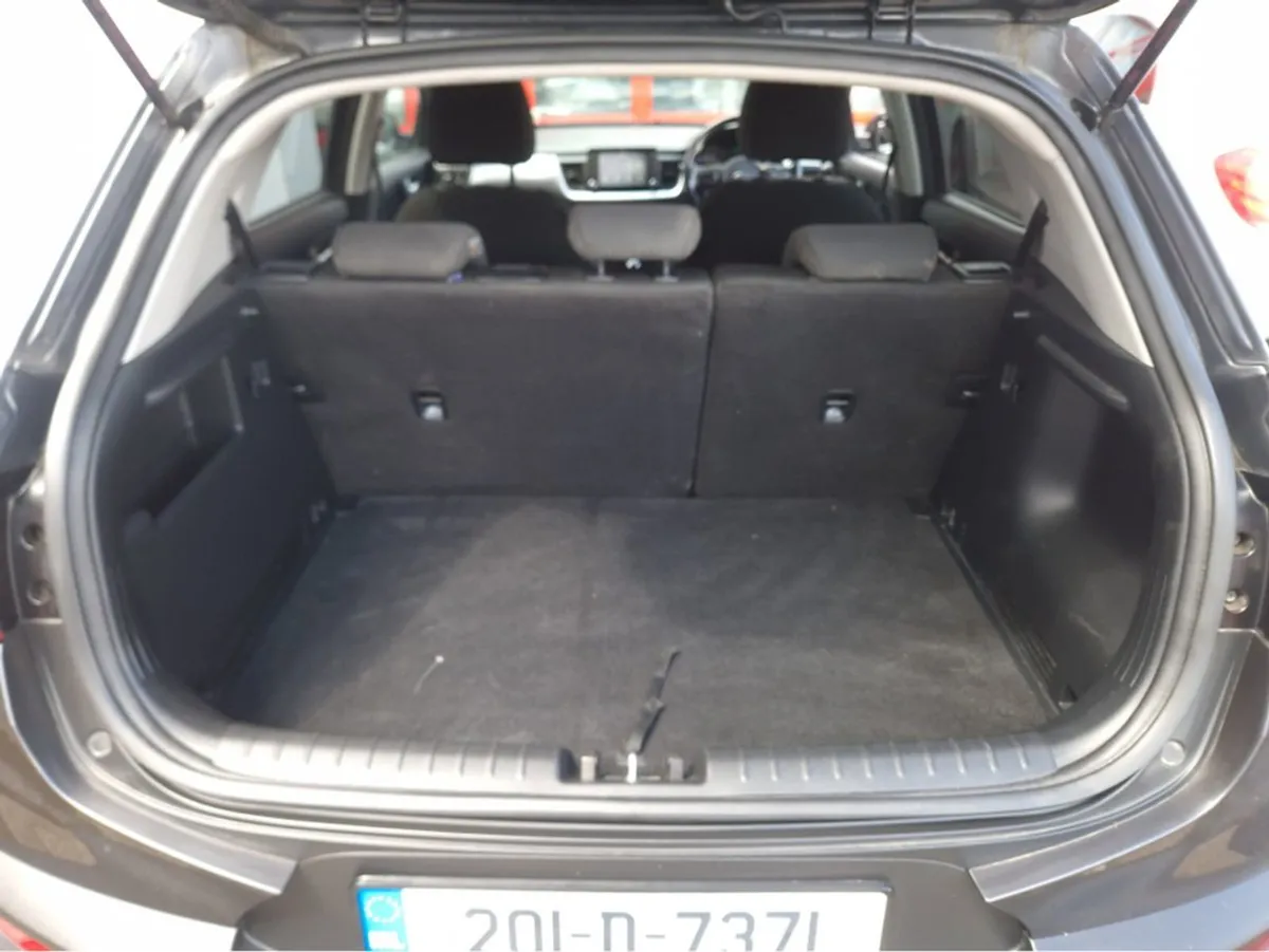 Kia Stonic 1.2 K1 SAM 5DR Petrol - Image 2