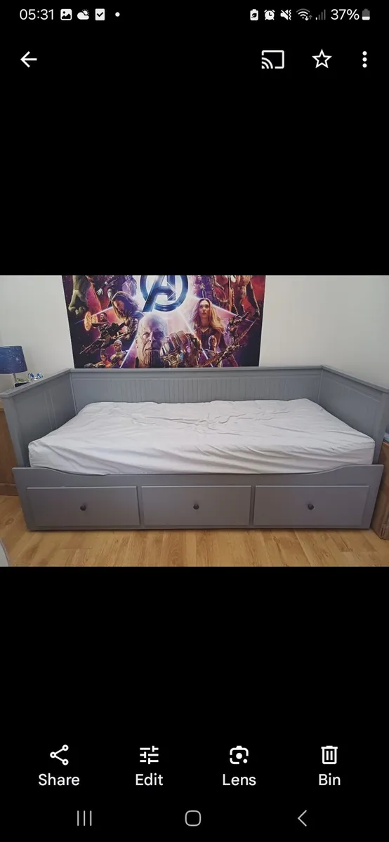 Bed with pull out bed - Image 1