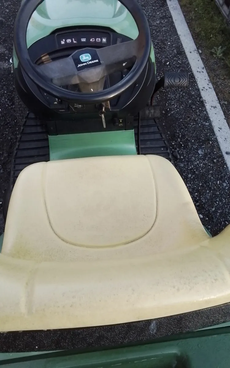 Ride on mower - Image 4