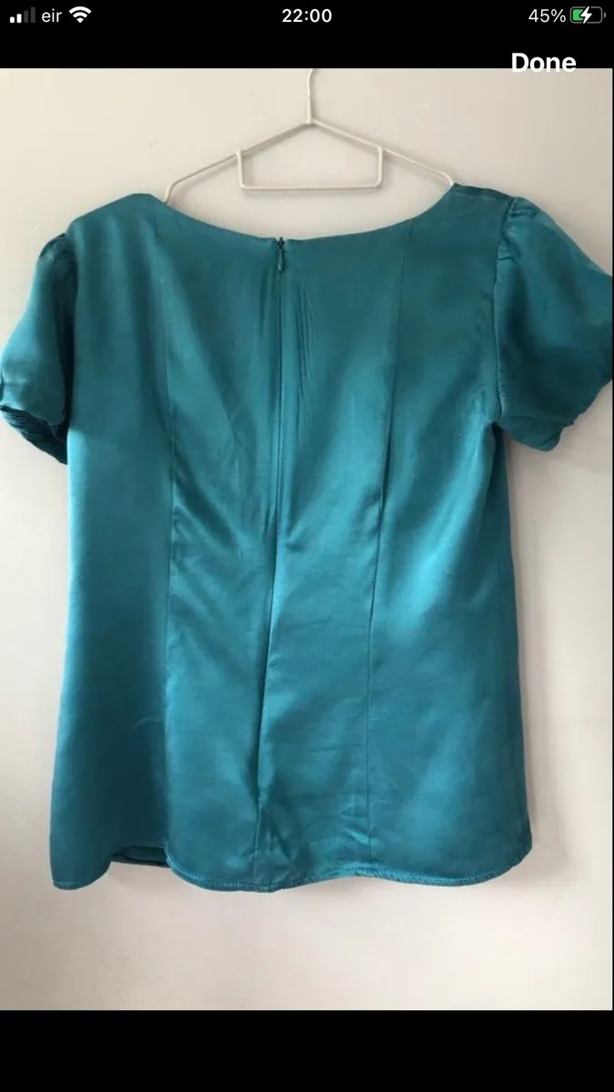 Ladies stunning top size 8 €5 - Image 3