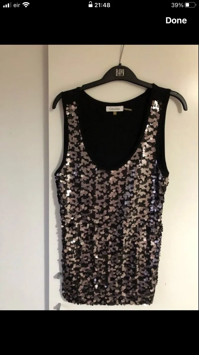 Ladies  stunning Calvin Klein top size M €15 - Image 1