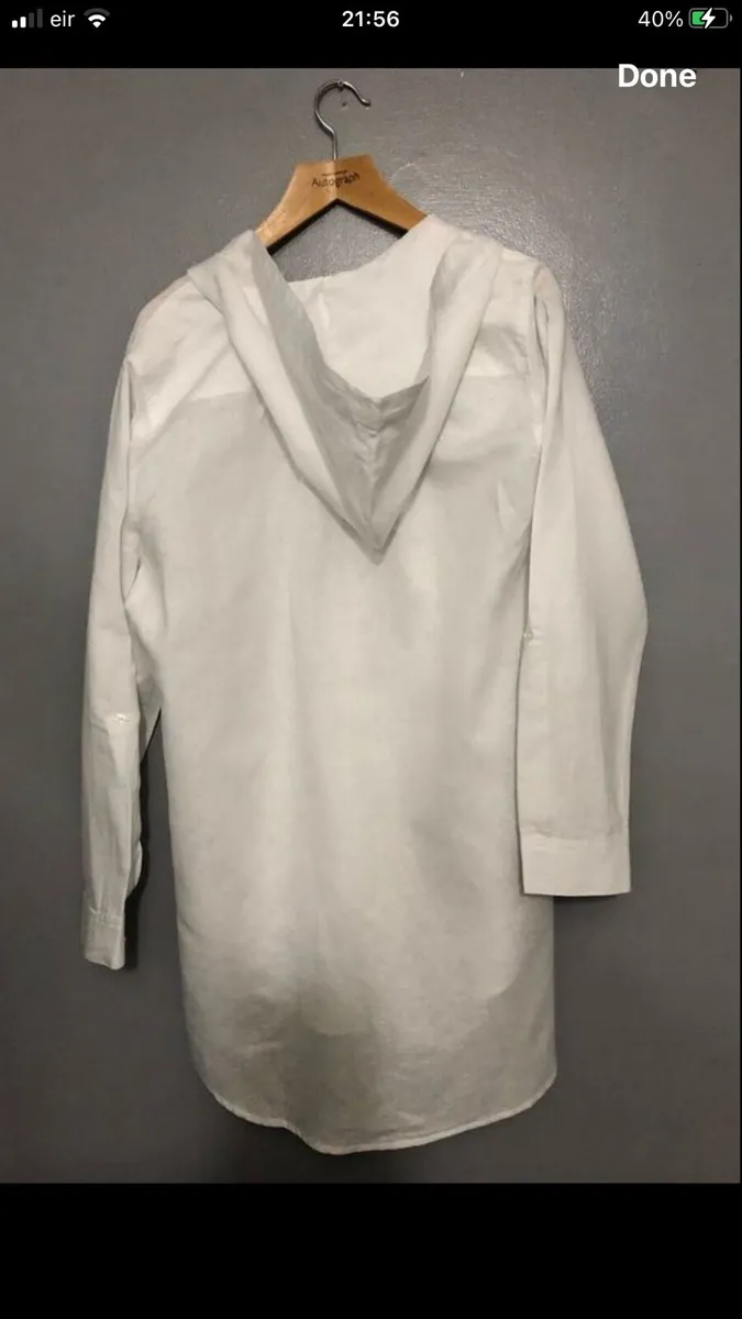Ladies beach hoodie size L €10 - Image 2