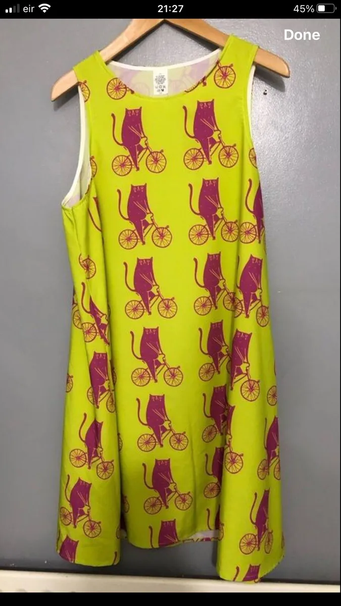 Ladies  stunning dress size L €10 - Image 1