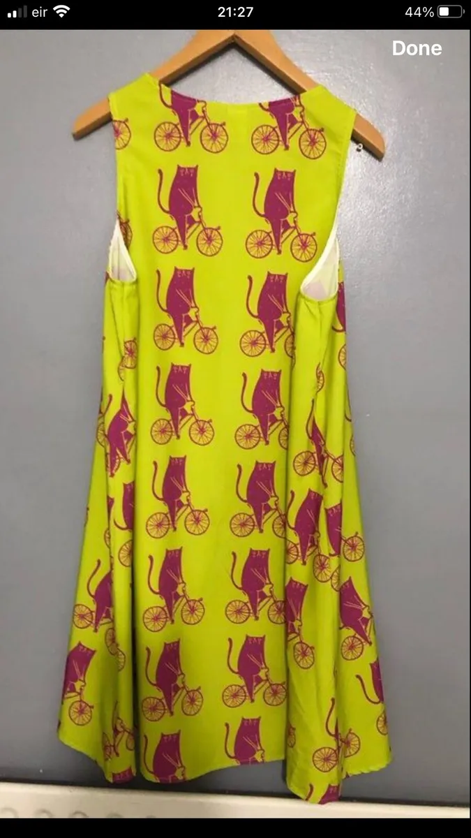 Ladies  stunning dress size L €10 - Image 2