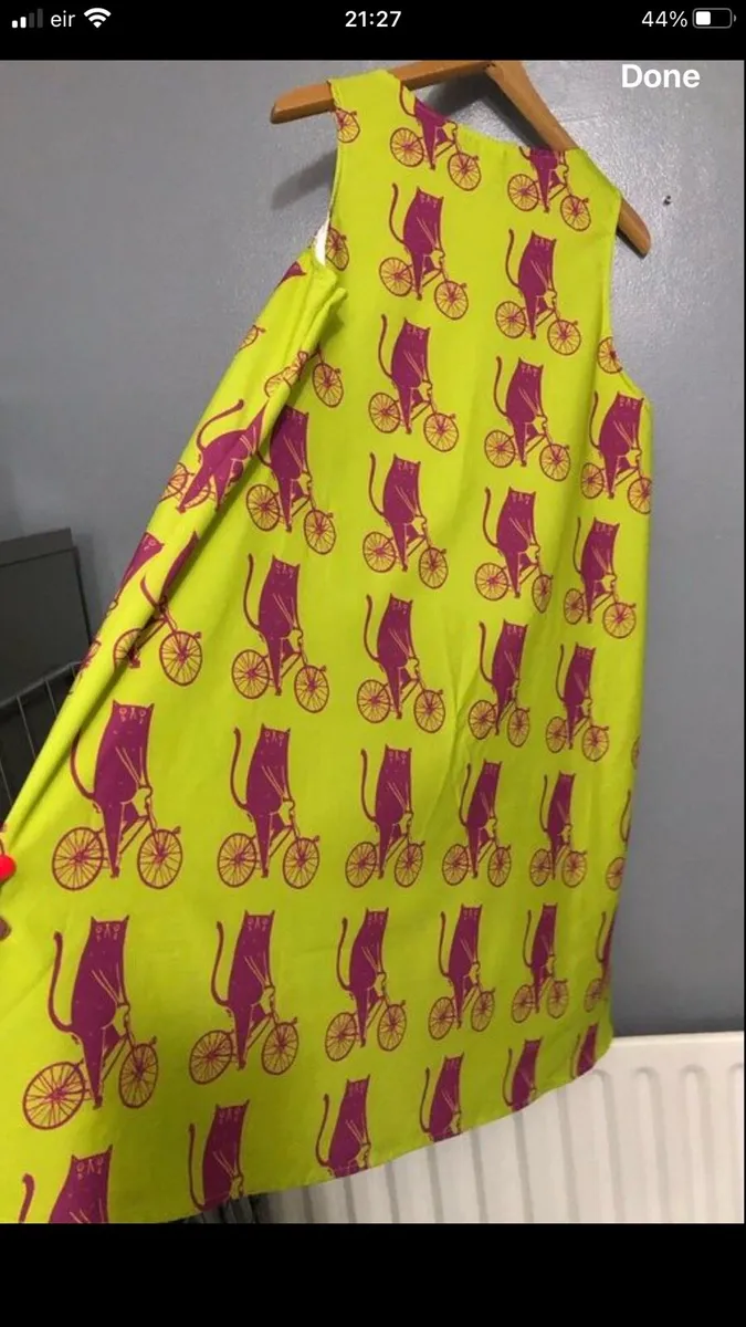 Ladies  stunning dress size L €10 - Image 3