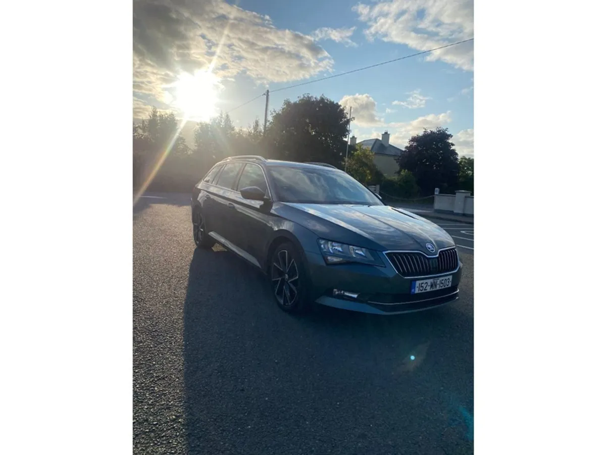 Skoda Superb SE Business 150PS 5DR A - Image 3