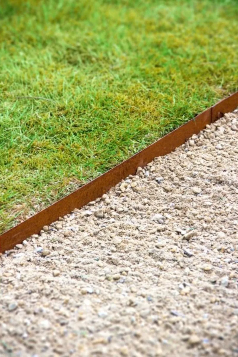 Cotten Steel Lawn Edging x 9 nmeters