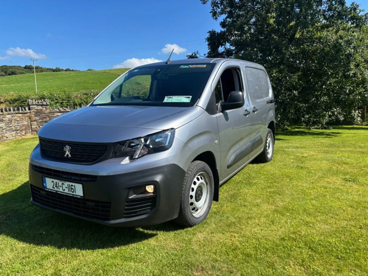 Peugeot Partner PRO Plus 1.5 HDI 100 1 - Image 2