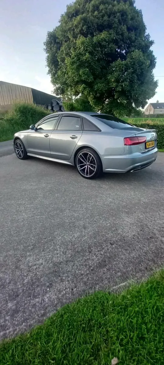 2018 Audi A6 SE EXECUTIVE BLACK EDITION - Image 4