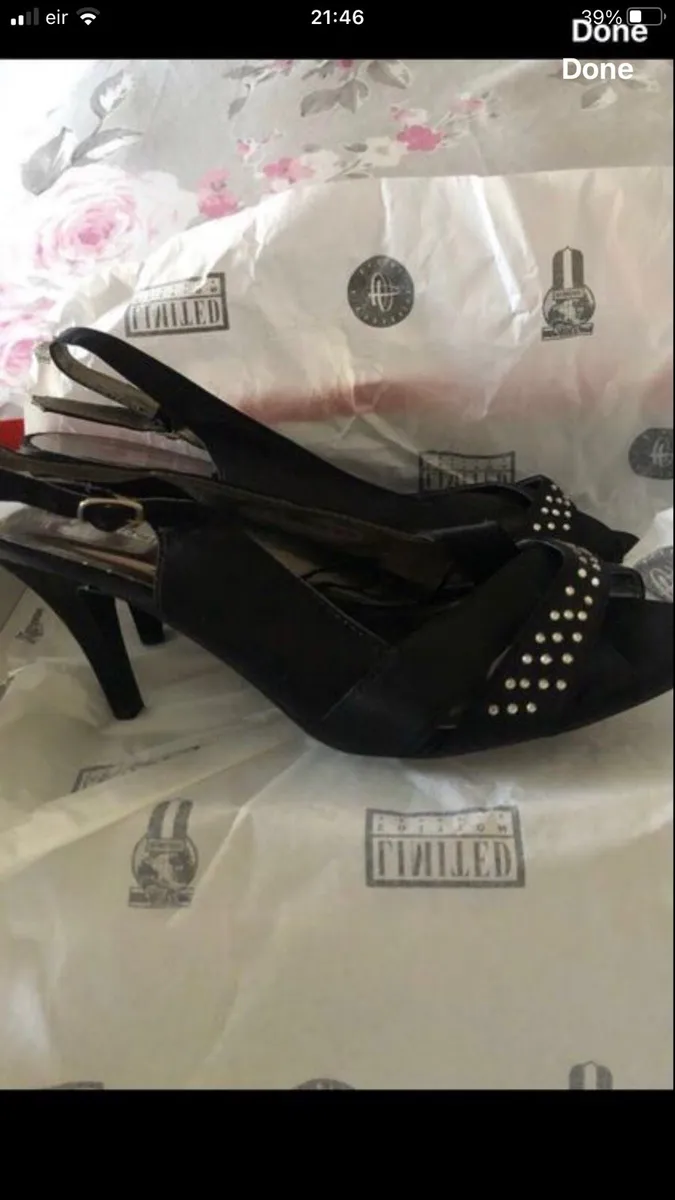 Ladies new shoes size 7 €15 - Image 2