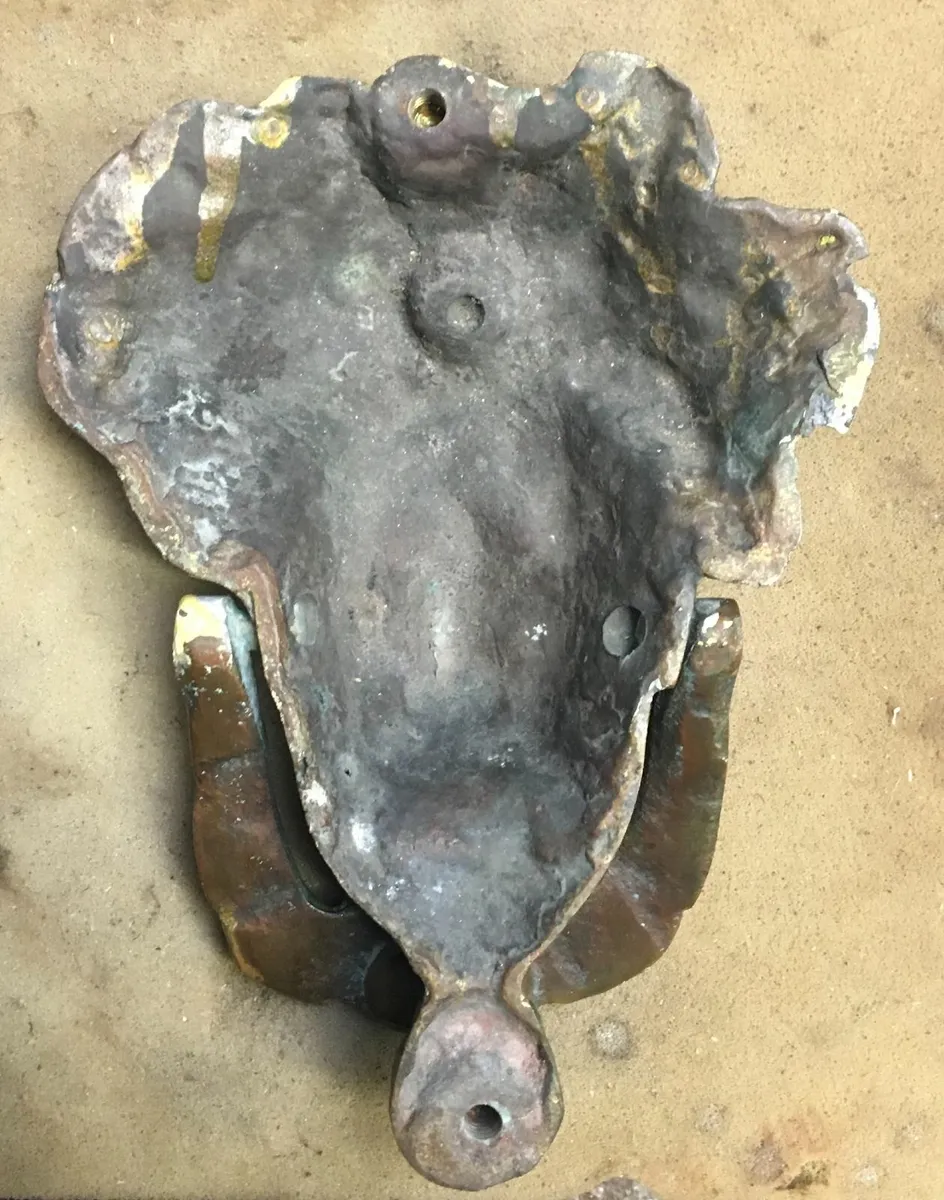Cast brass door knocker - Image 2