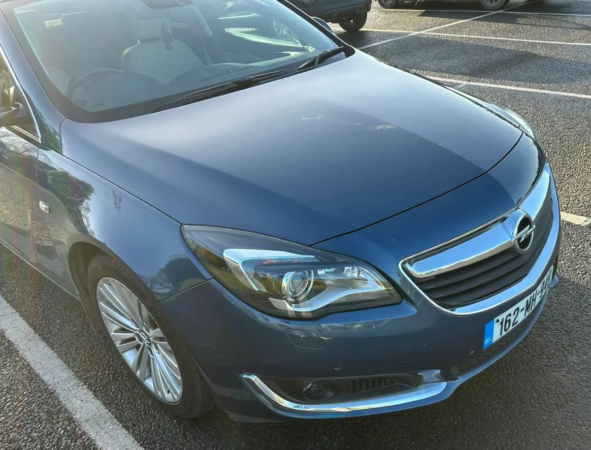 Opel Insignia Elite 2.0 - Image 1