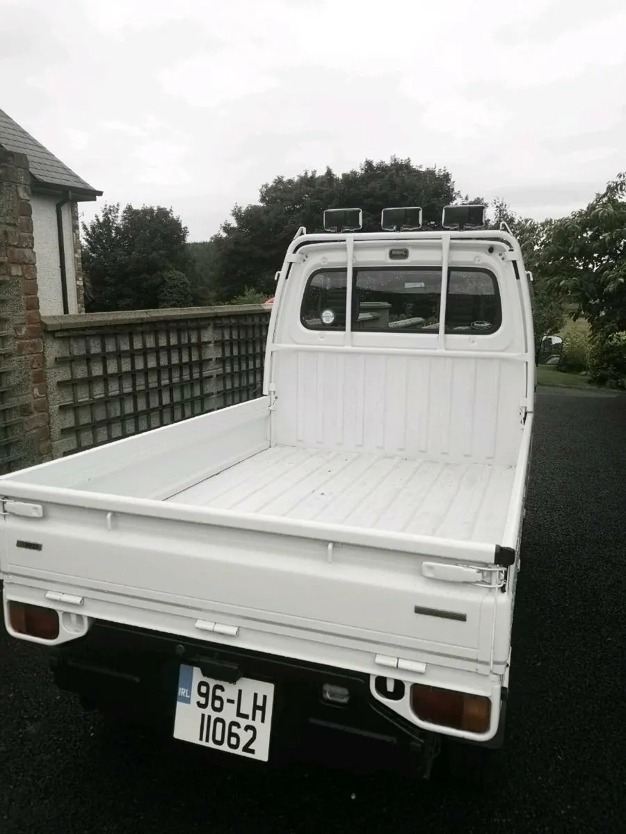 Subaru Sambar Supercharged 4WD - Image 3