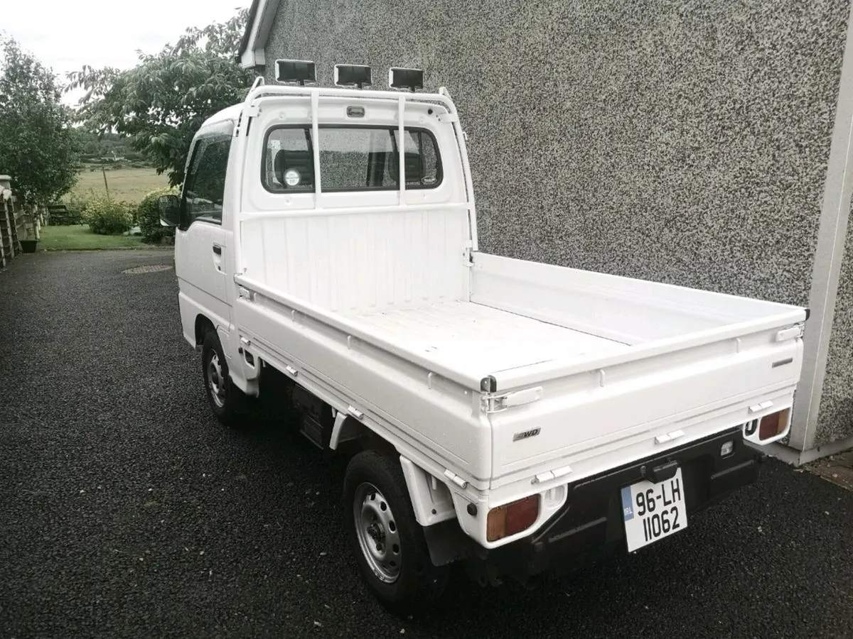 Subaru Sambar Supercharged 4WD - Image 4