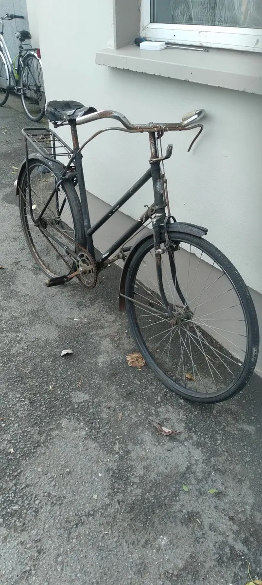 Old hi nelly bike price too sell 100e - Image 4