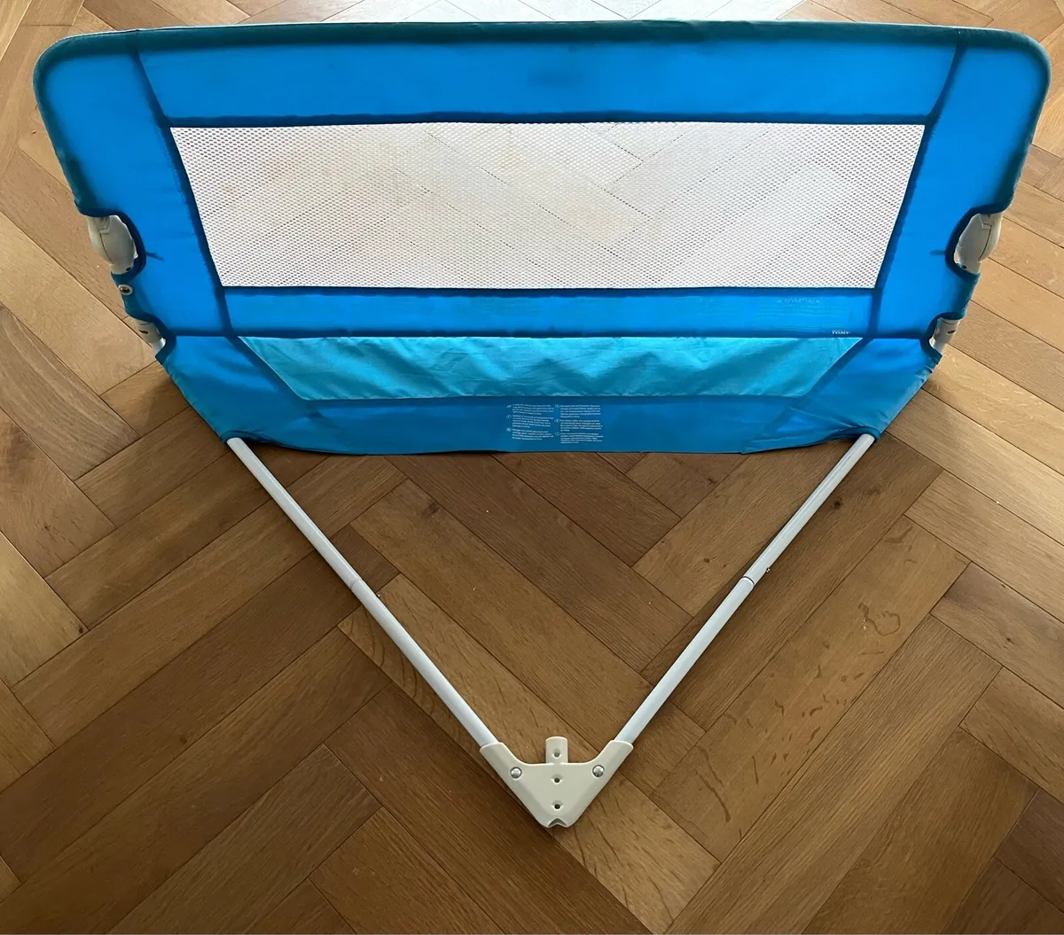 Tomy bed guard rail - Image 1