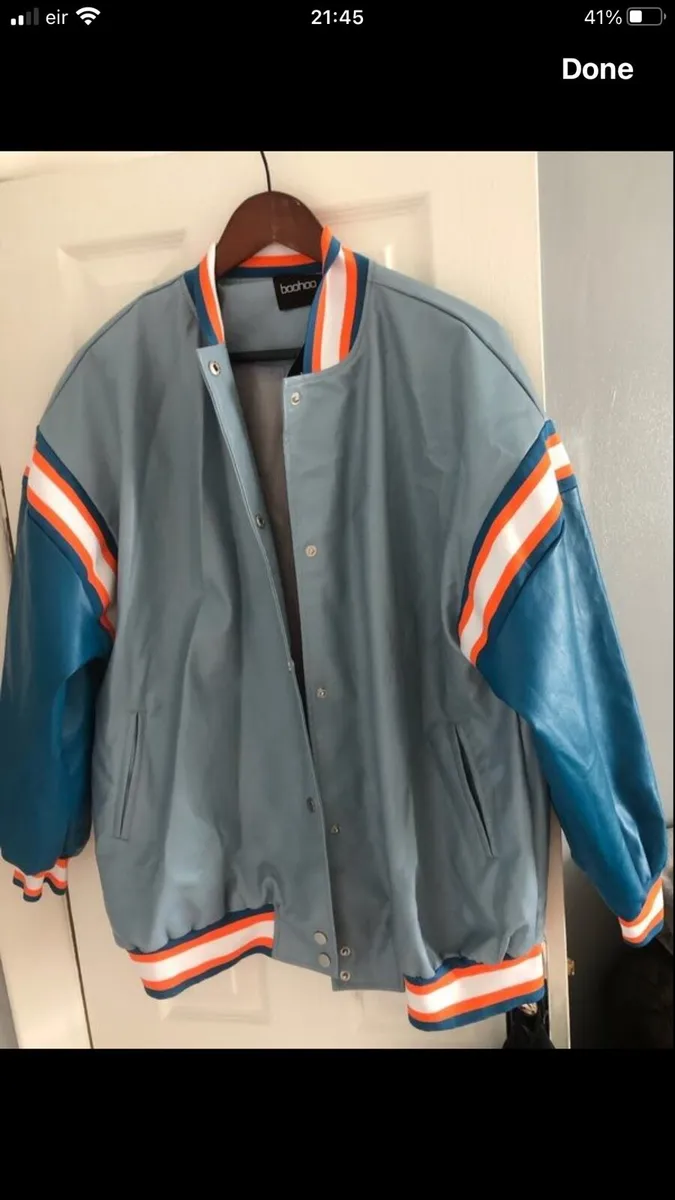 Ladies BNWT jacket size 8 €15 - Image 1
