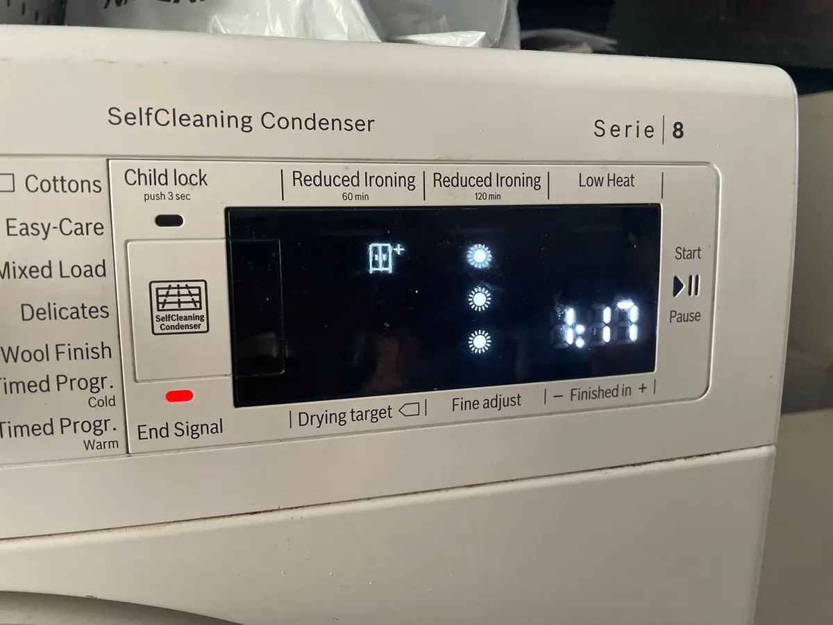 Bosch 9kg tumble dyer - Image 3