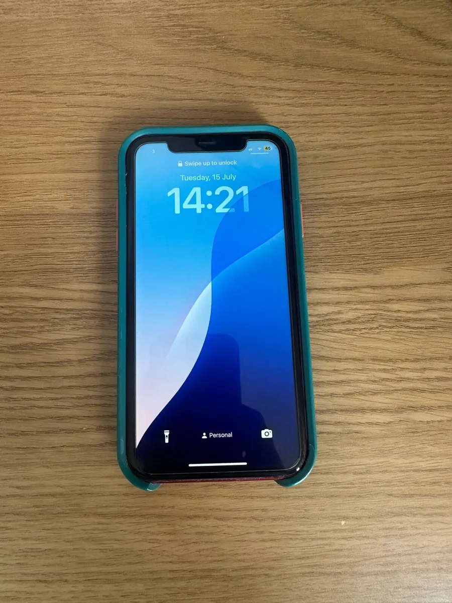 iPhone 11 - Image 4