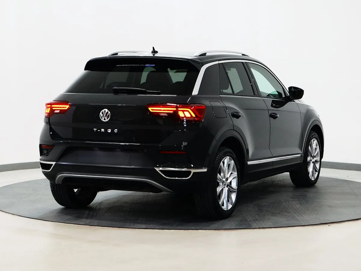 *8* 2019 Volkswagen T-Roc 1.6tdi sel - Image 4